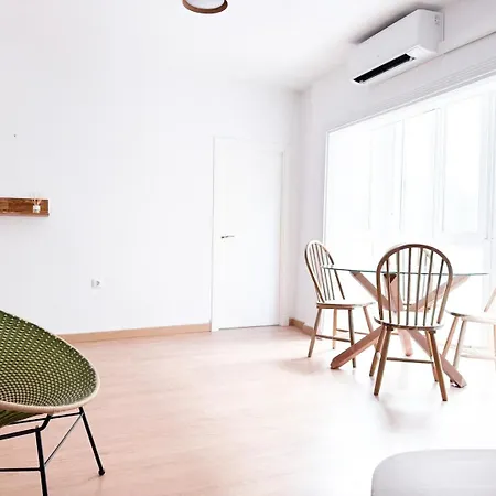 Pintor Viniegra Apartment